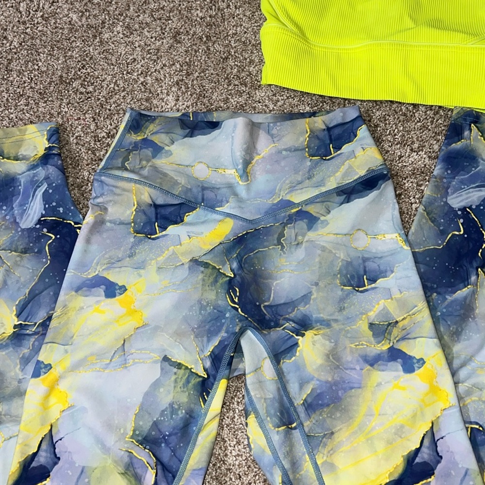 Vitality Leggings. Summer edition. Size small